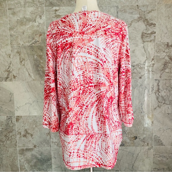 Chico’s Weekends UPF 50+ Crew-Neck Tee - Picture 5 of 7